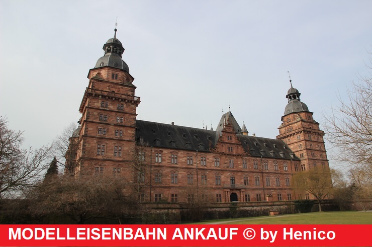 Blick auf das Schloss Johannisburg in Aschaffenburg. Foto von Henico