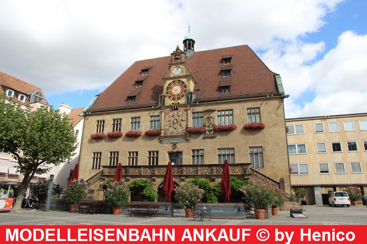 Blick auf den Eingang des zentralen Bürgeramts Heilbronn