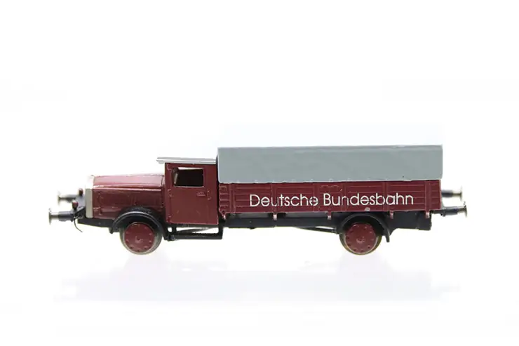 H0-Modell eines LKWs der Deutschen Bundesbahn von Marks, Foto von Henico